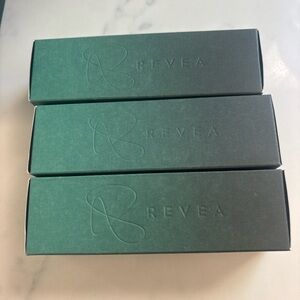 REVEA Skincare Booster Set – 3 Serums (2 Energizing AM + 1 Resurfacing PM) 30ml